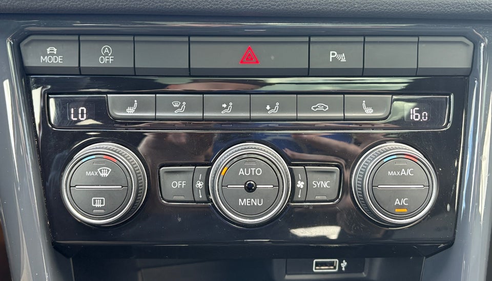 VW T-Roc 1,5 TSi 150 R-line DSG 5d