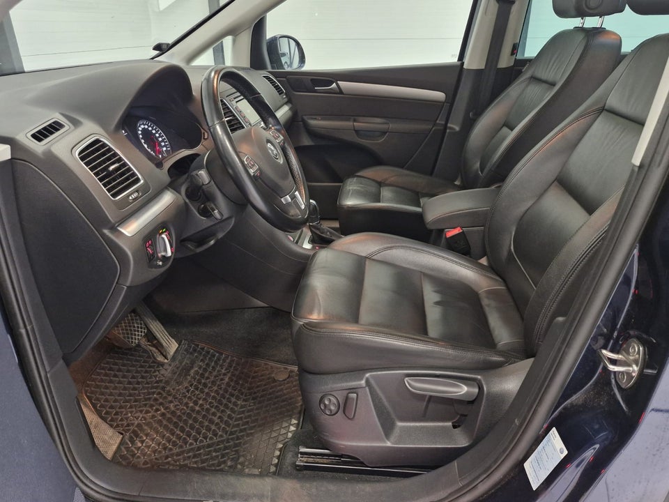 VW Sharan 2,0 TDi 140 Highline DSG BMT 7prs 5d