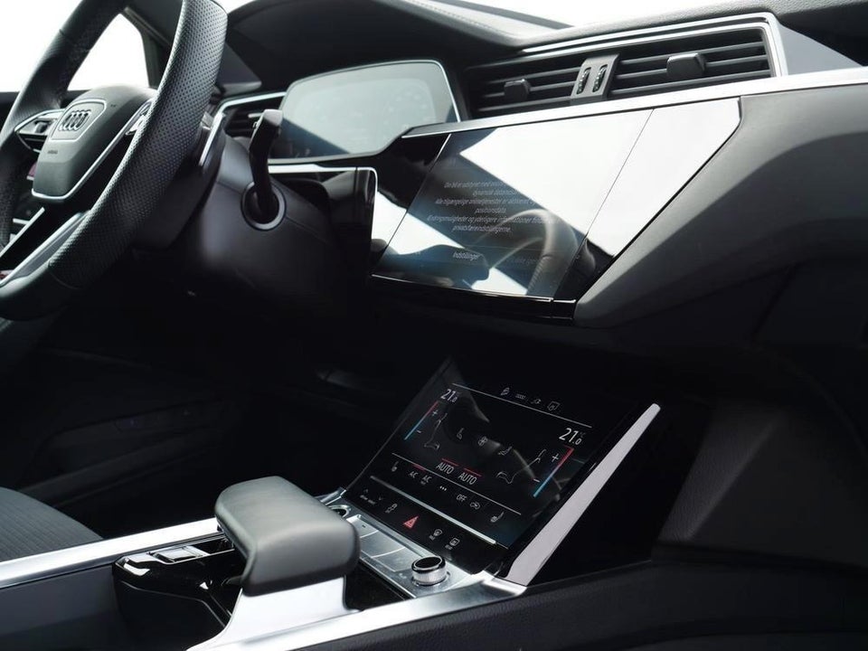 Audi Q8 e-tron 55 S-line Sportback quattro 5d