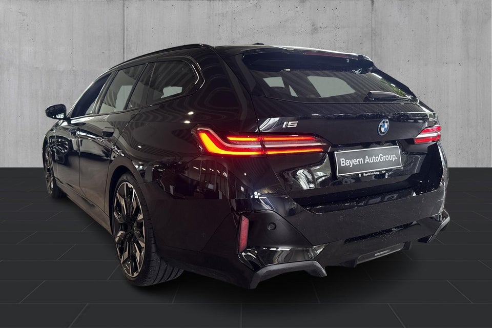 BMW i5 eDrive40 Touring Fully Charged M-Sport 5d
