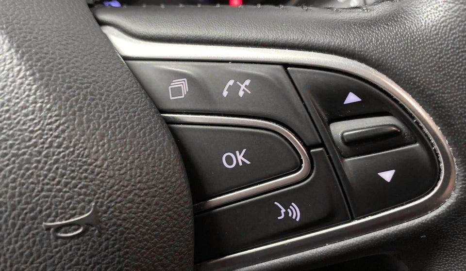 Renault Megane IV 1,3 TCe 140 Limited Sport Tourer EDC 5d