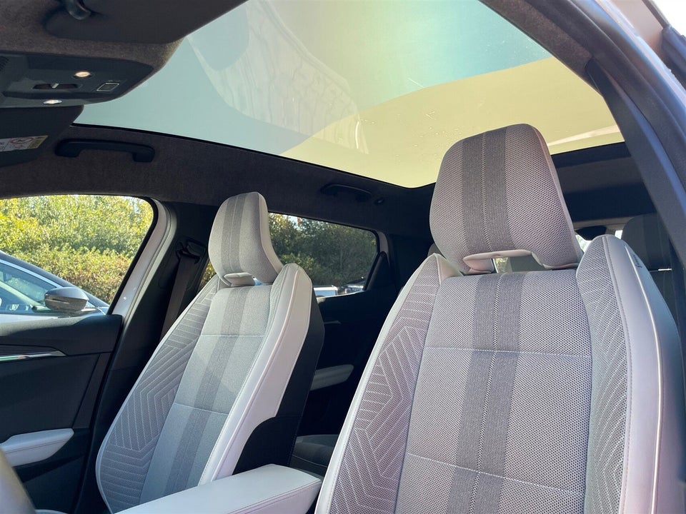 Renault Scenic E-Tech 87 Iconic 5d