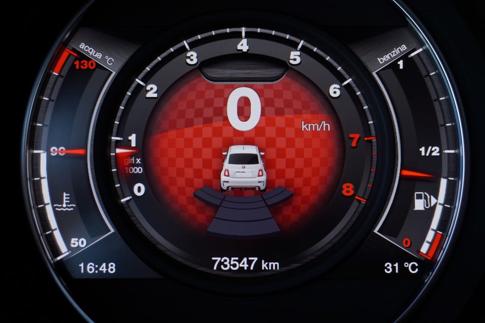 Abarth 595 1,4 T-Jet 180 70th Esseesse 3d