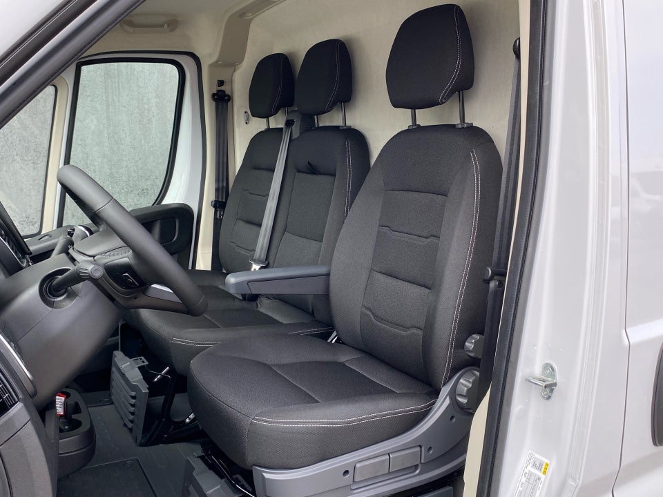 Fiat Ducato 35 Maxi 2,2 MJT 180 Kassevogn L3H2 Pro+ aut.