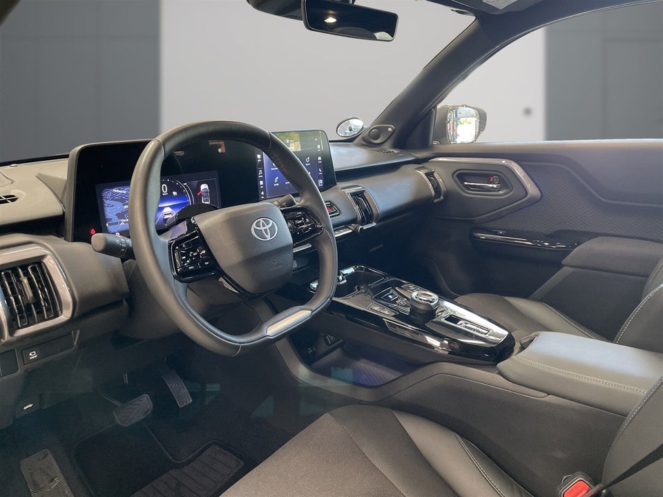 Toyota Urban Cruiser 61 Executive AWD 5d