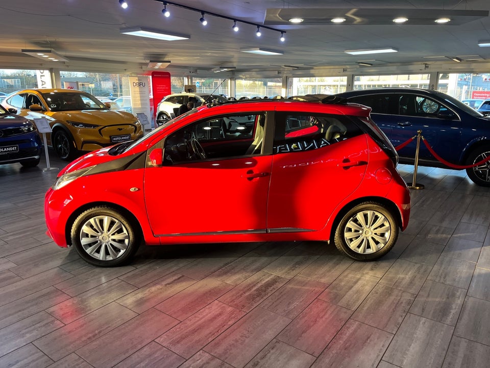 Toyota Aygo 1,0 VVT-i x-sky 5d