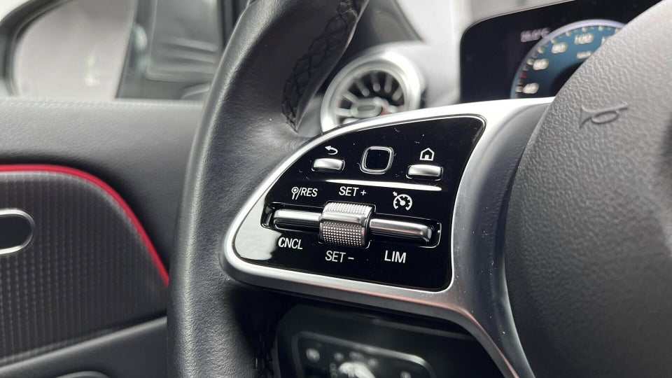 Mercedes EQA250 Progressive 5d