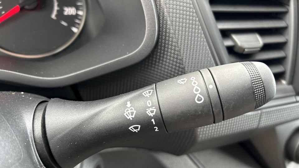 Renault Trafic 2,0 dCi 130 L2H1 Tekno