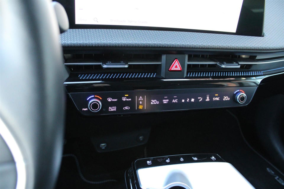 Kia EV6 77 Long Range Upgrade 5d