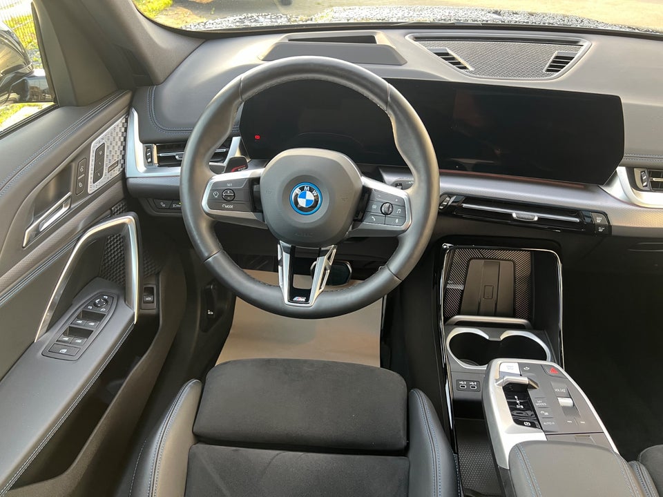 BMW iX1 xDrive30 M-Sport Premium 5d