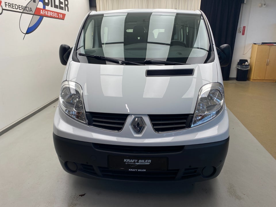 Renault Trafic T27 2,0 dCi 115 L1H1 Kombi 4d