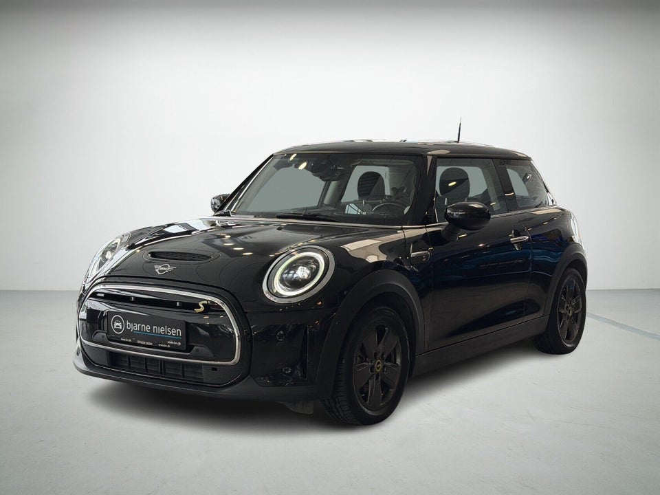MINI Cooper SE Essential 3d