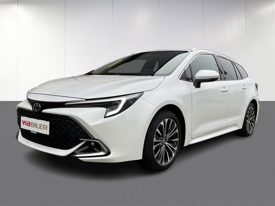 Toyota Corolla 1,8 Hybrid Style e-CVT 5d