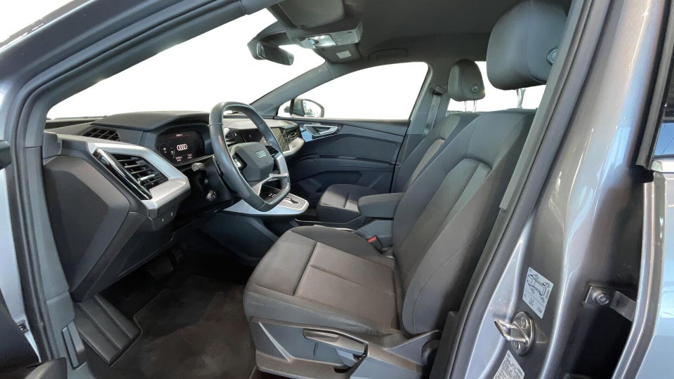 Audi Q4 e-tron 40 Advanced 5d