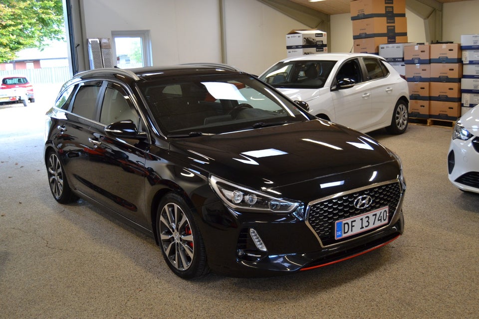 Hyundai i30 1,4 T-GDi Premium stc. DCT 5d