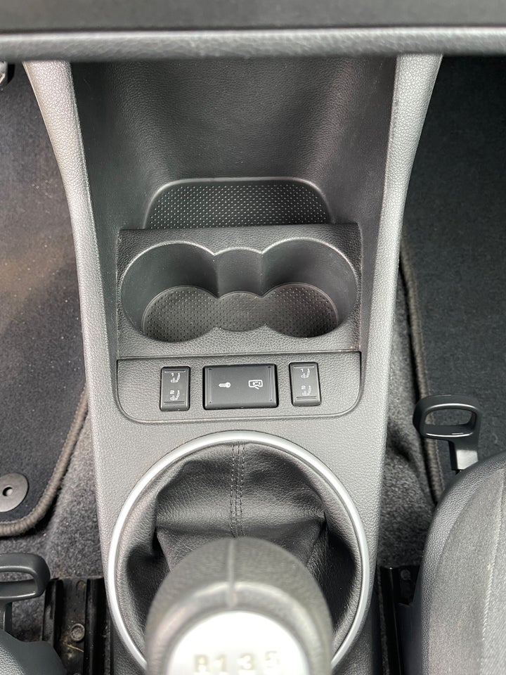 Skoda Fabia 1,4 16V Ambiente 5d