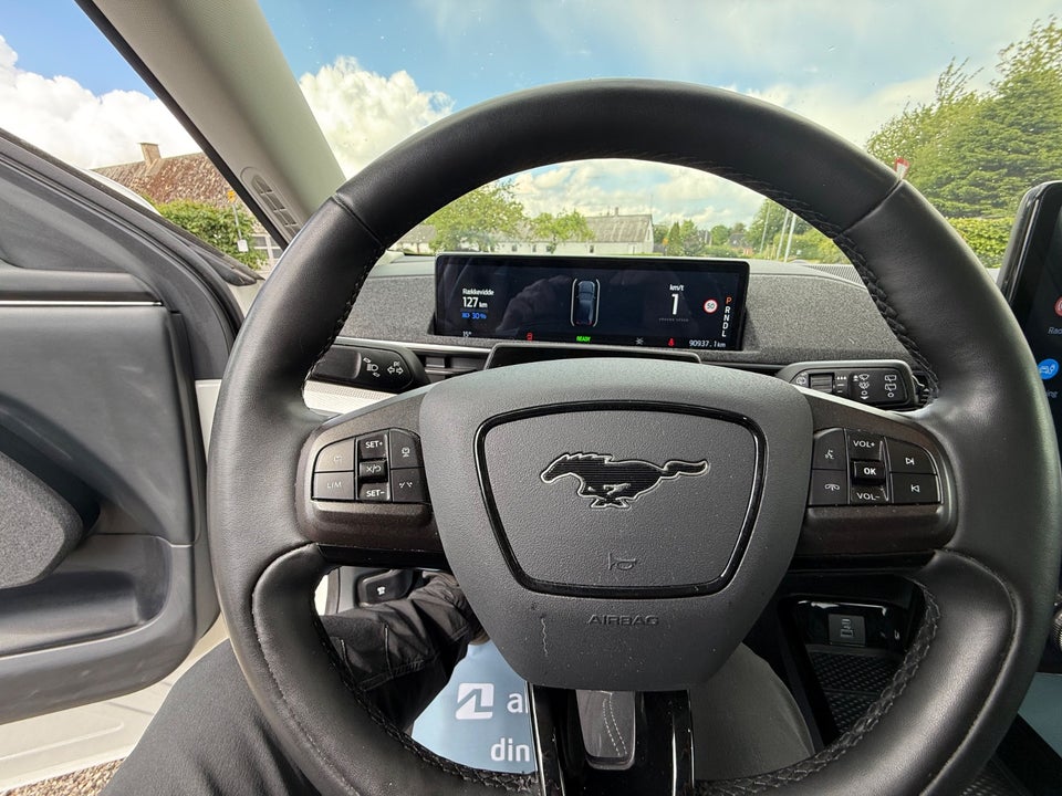 Ford Mustang Mach-E 98 Extended Range 5d