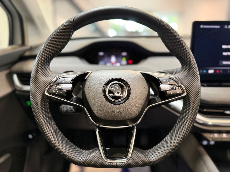 Skoda Enyaq 80x iV Loft 5d