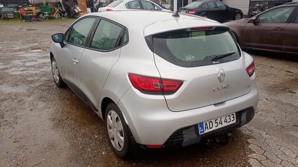 Renault Clio IV 1,5 dCi 75 Authentique 5d