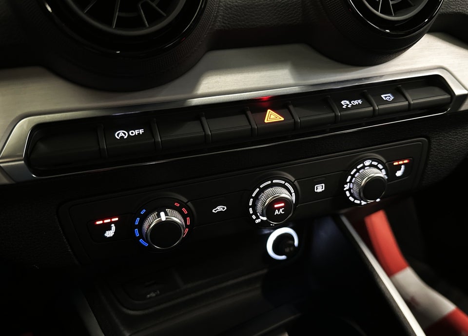 Audi Q2 1,4 TFSi 150 Sport S-tr. 5d