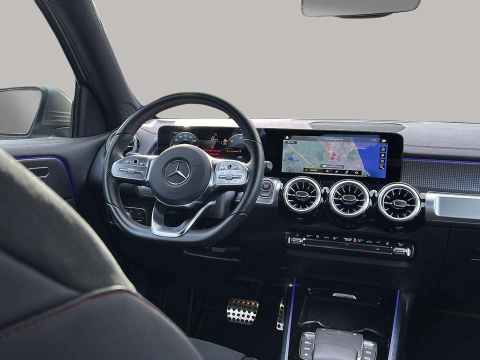 Mercedes EQB250 AMG Line 5d