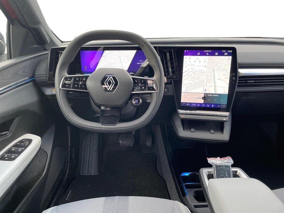 Renault Scenic E-Tech 87 Iconic 5d