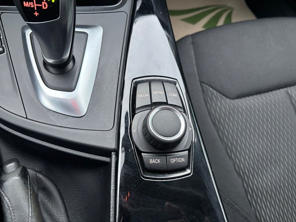 BMW 320i 2,0 aut. 4d