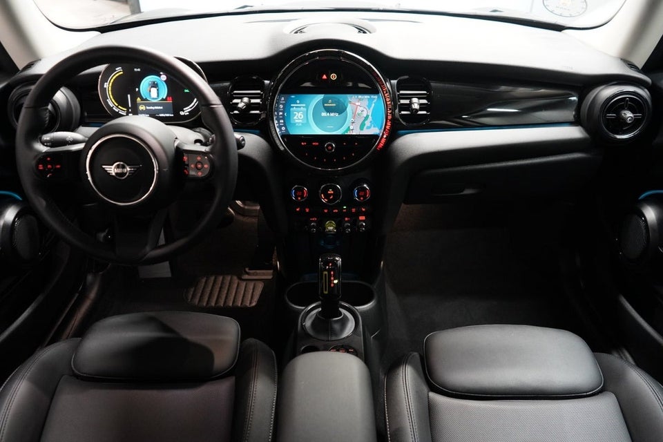 MINI Cooper SE Classic Trim 3d