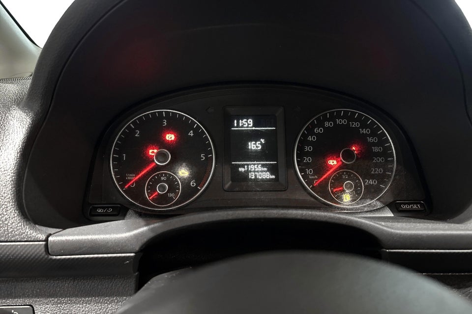 VW Caddy 1,6 TDi 102 BMT Van 4d