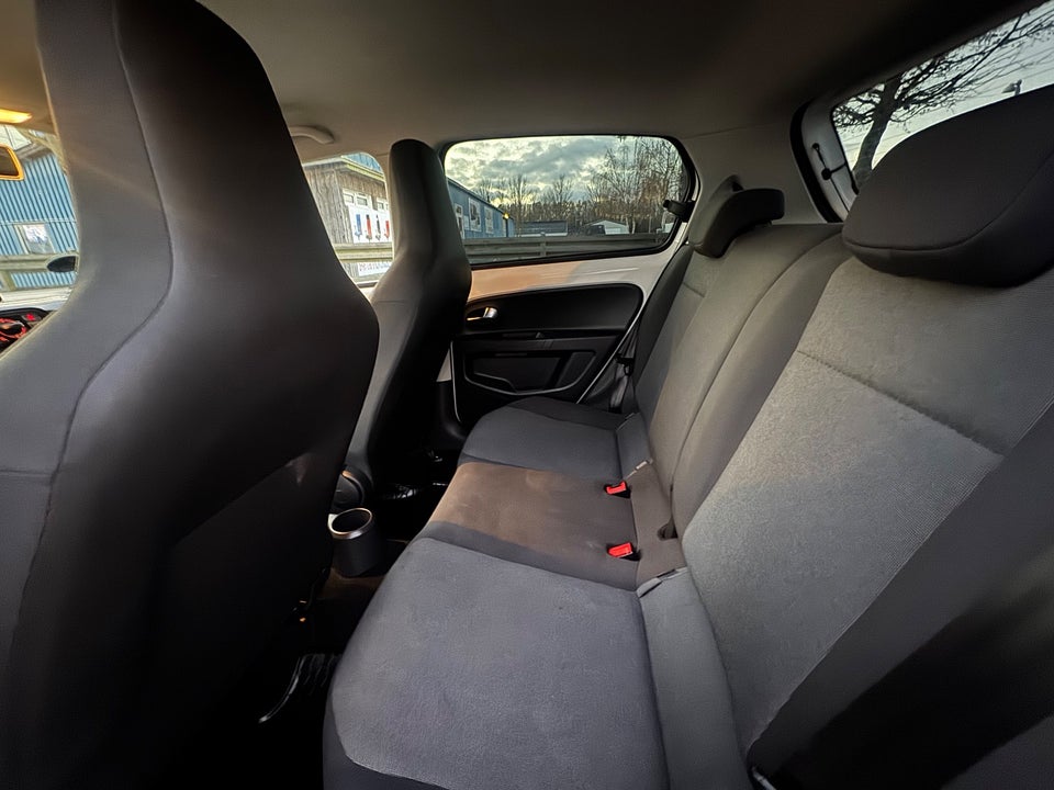 VW Up! 1,0 60 Fresh Up! BMT 5d