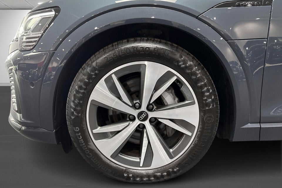 Audi Q8 e-tron 55 S-line Sportback quattro 5d