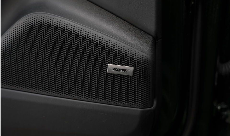 Porsche Macan Turbo 5d