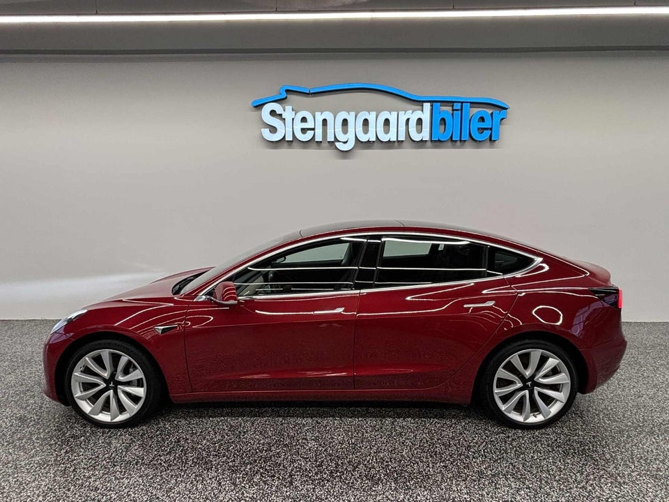 Tesla Model 3 Long Range AWD 4d