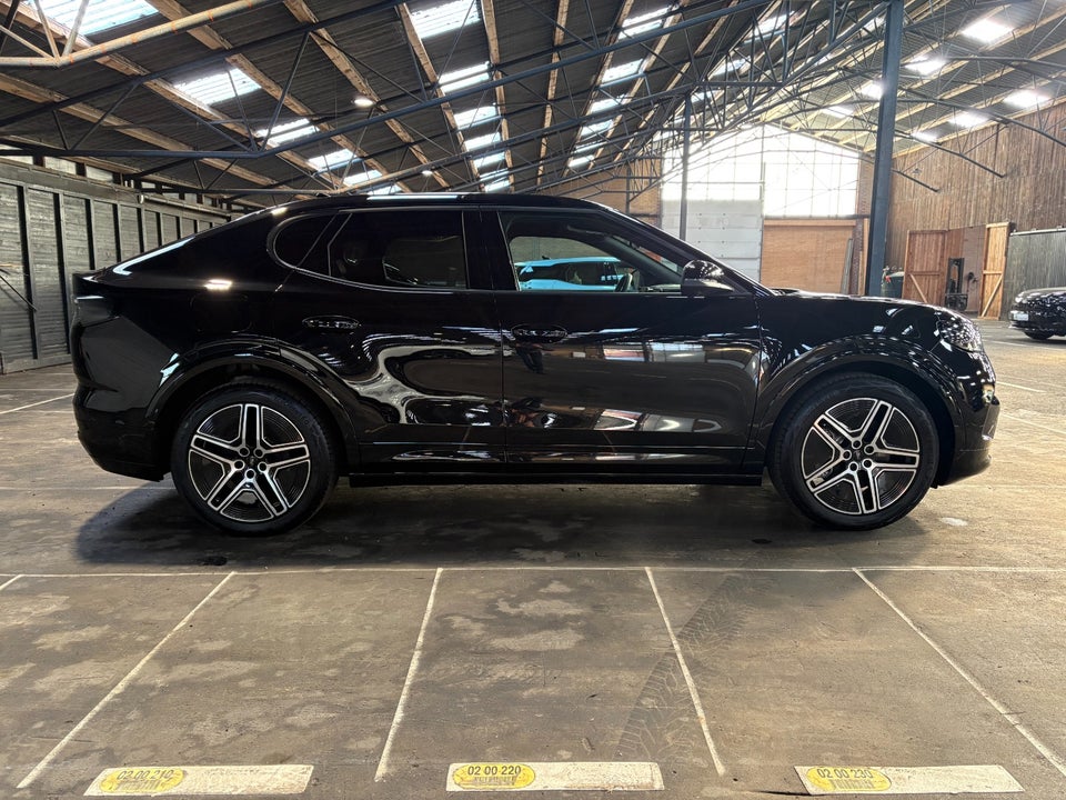 Ford Capri 79 Premium Extended Range AWD 5d