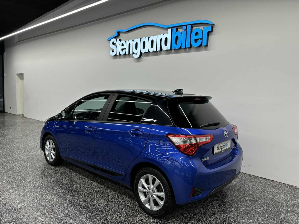 Toyota Yaris 1,5 Hybrid H3 Limited e-CVT 5d