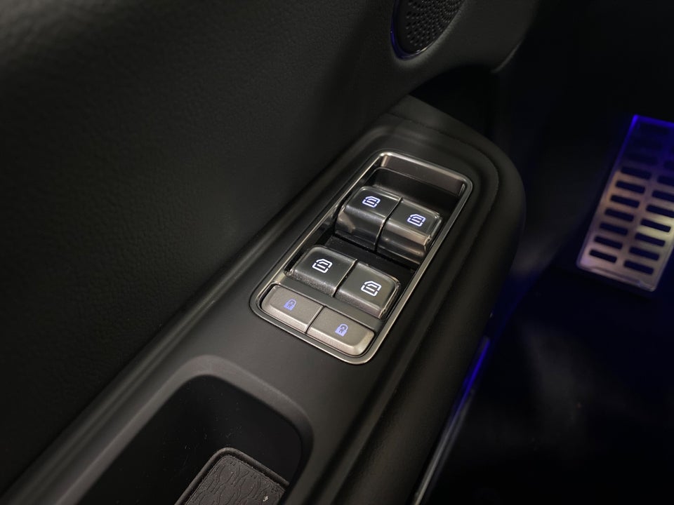 Hongqi E-HS9 99 Premium 5d