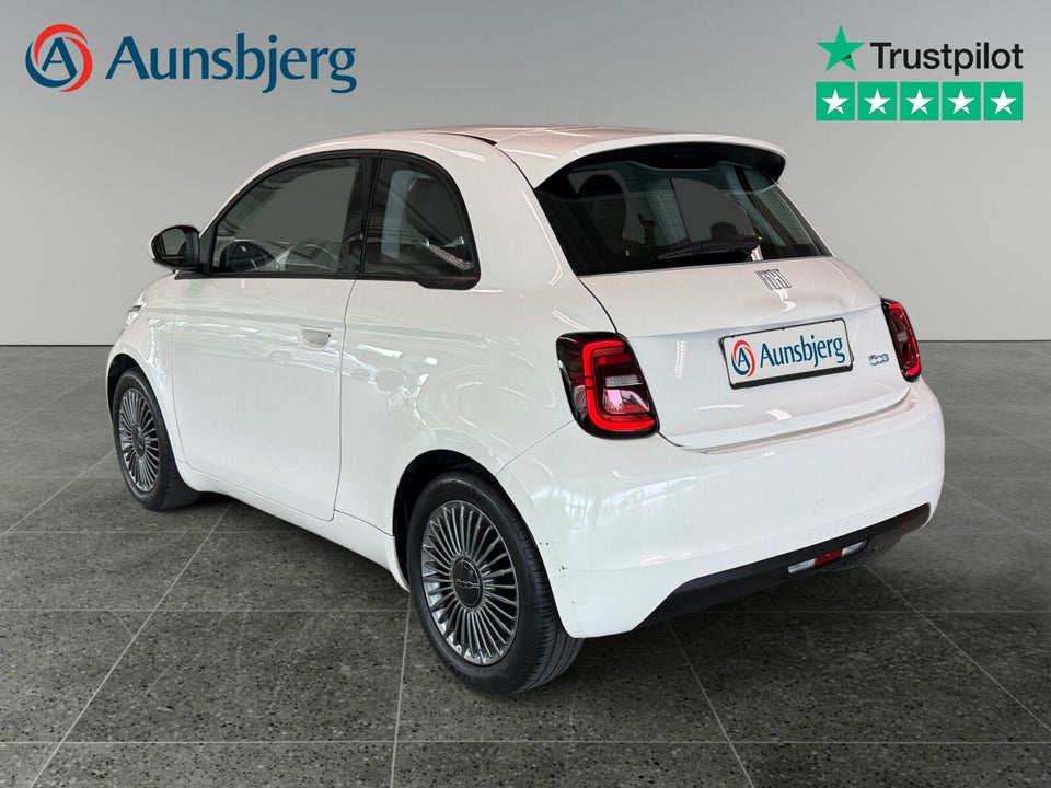 Fiat 500e 42 Icon 3d