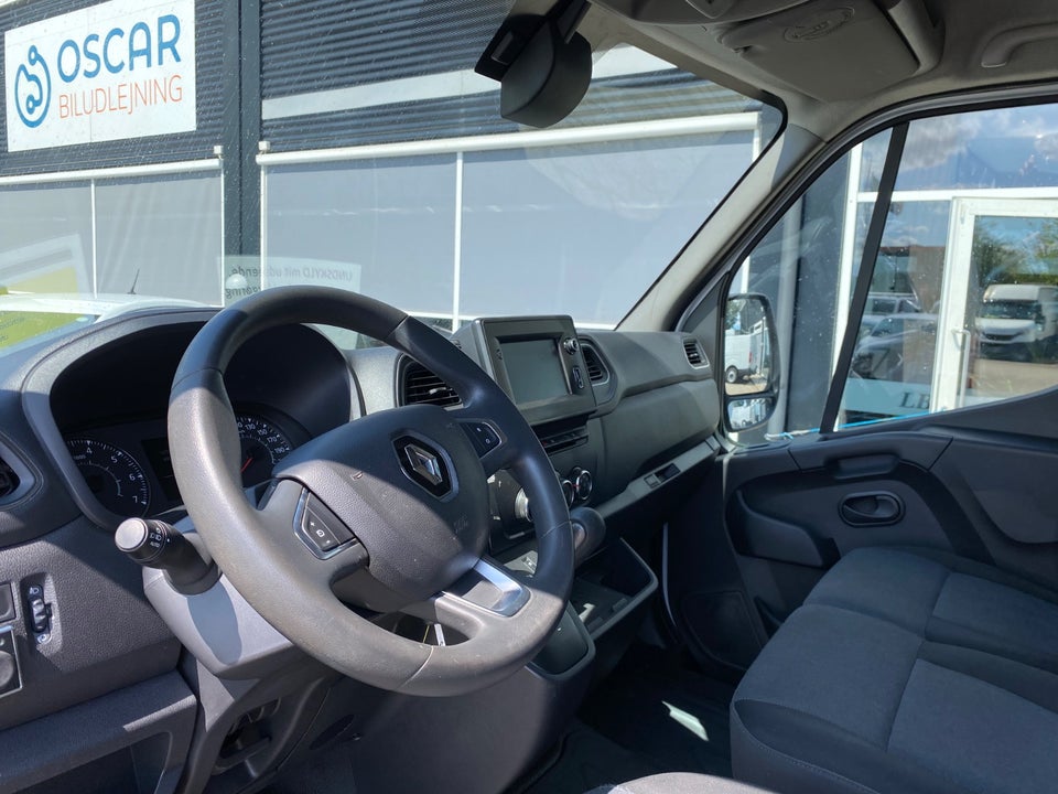 Renault Master IV T35 2,3 dCi 150 L2H2 Kassevogn aut.