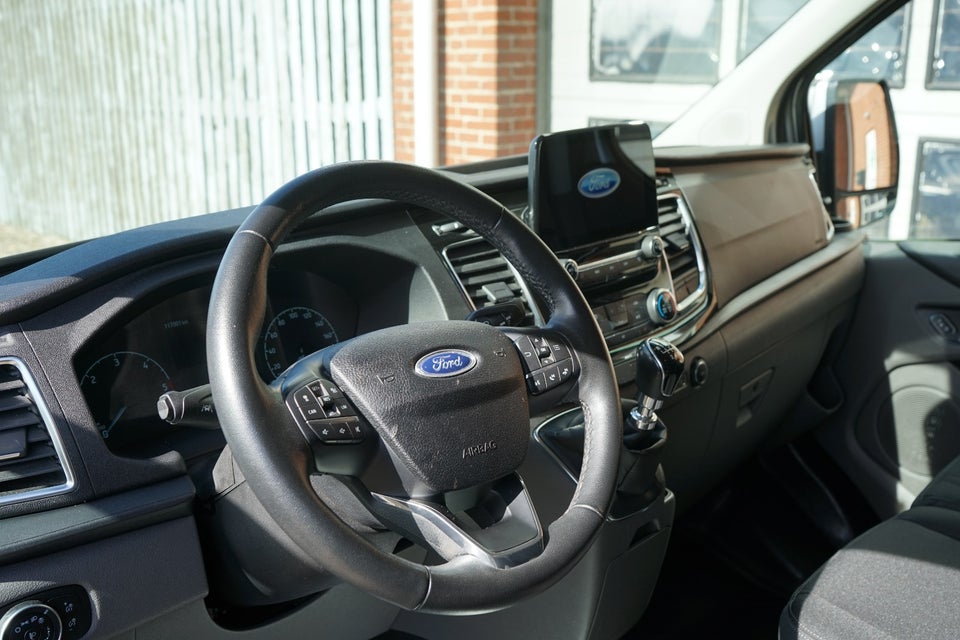 Ford Transit Custom 300 L2 2,0 TDCi 170 Trend