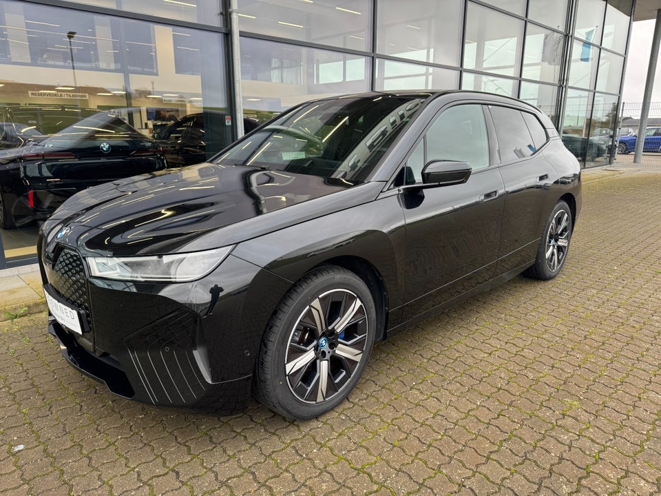 BMW iX xDrive50 Supercharged 5d