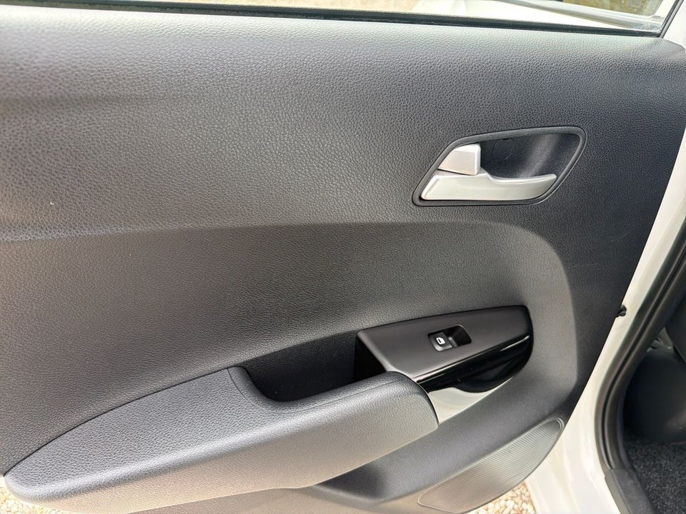 Kia Picanto 1,0 MPi Attraction 5d