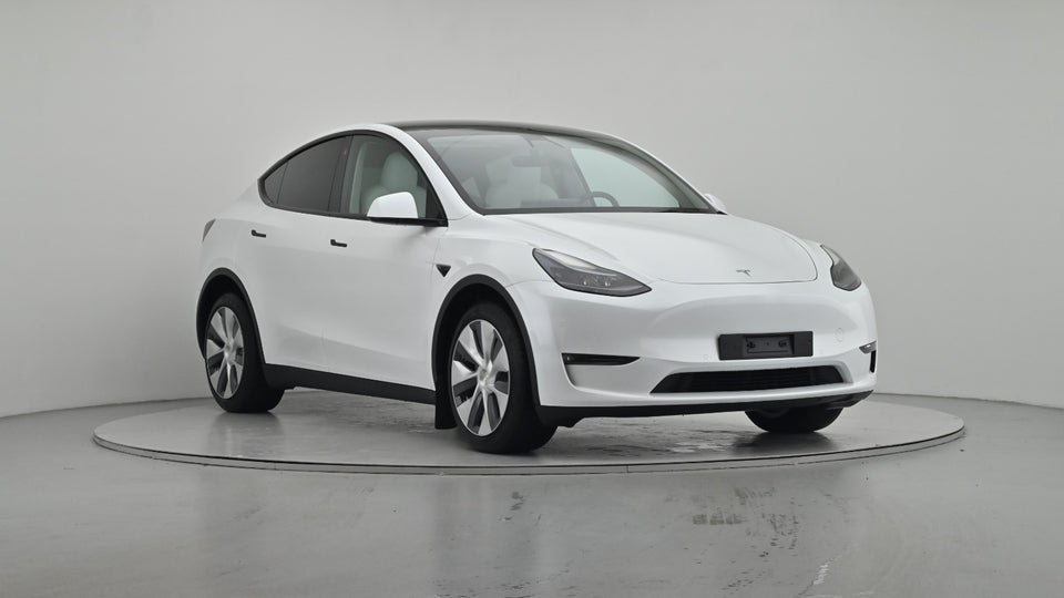 Tesla Model Y Long Range AWD 5d