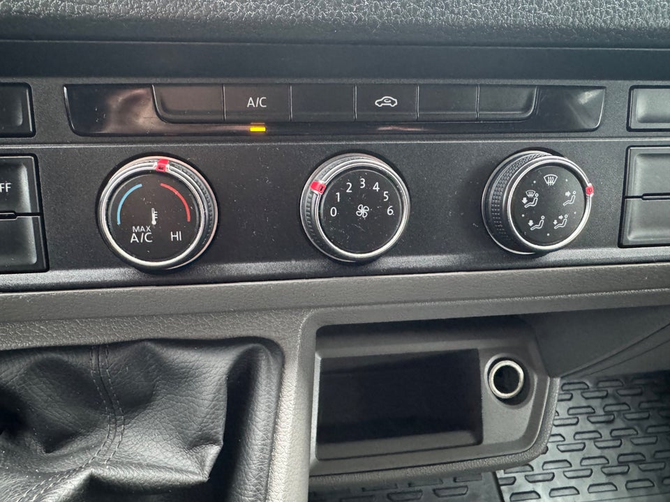 VW Crafter 35 2,0 TDi 140 Kassevogn L3H2