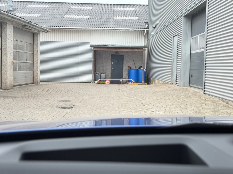 BMW iX2 eDrive20 Fully Charged M-Sport 5d