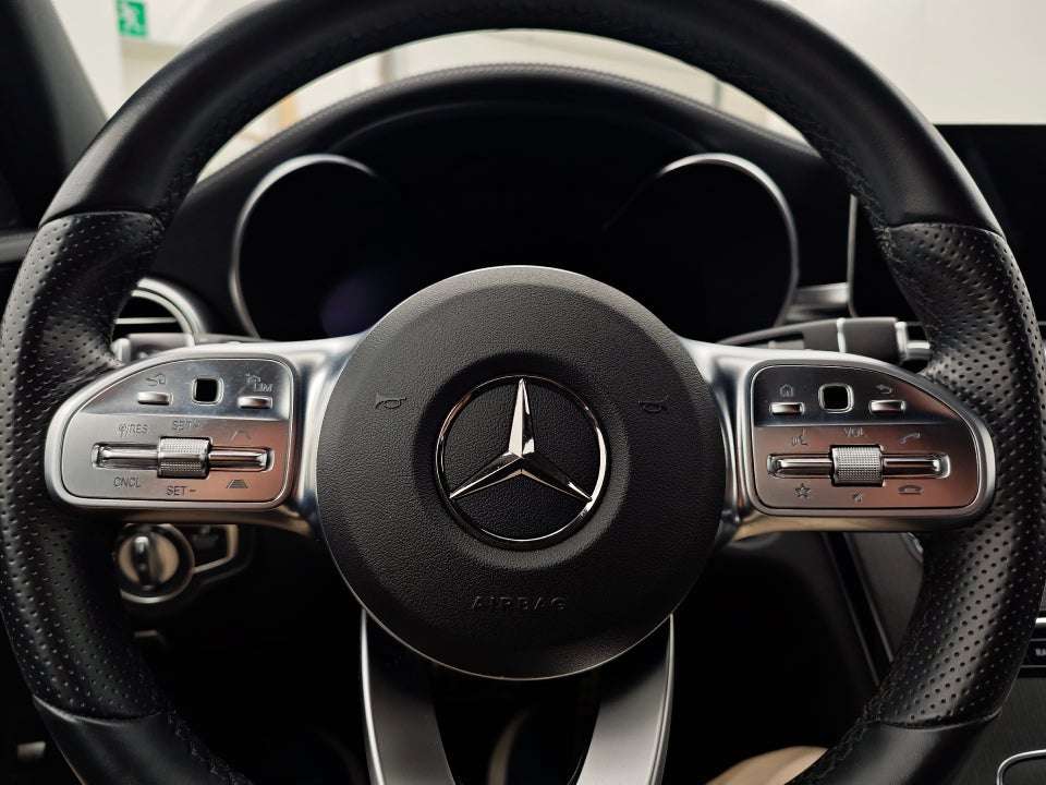 Mercedes C300 de 2,0 AMG Line Night Edition stc. aut. 5d