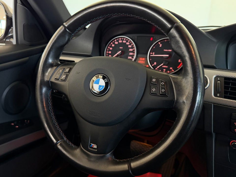 BMW 320d 2,0 Coupé M-Sport aut. 2d