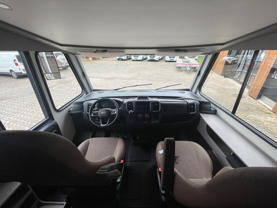 Etrusco I7400SBC 2,3 aut. 4d