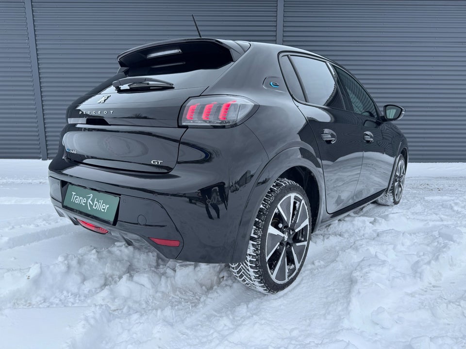 Peugeot e-208 50 GT 5d