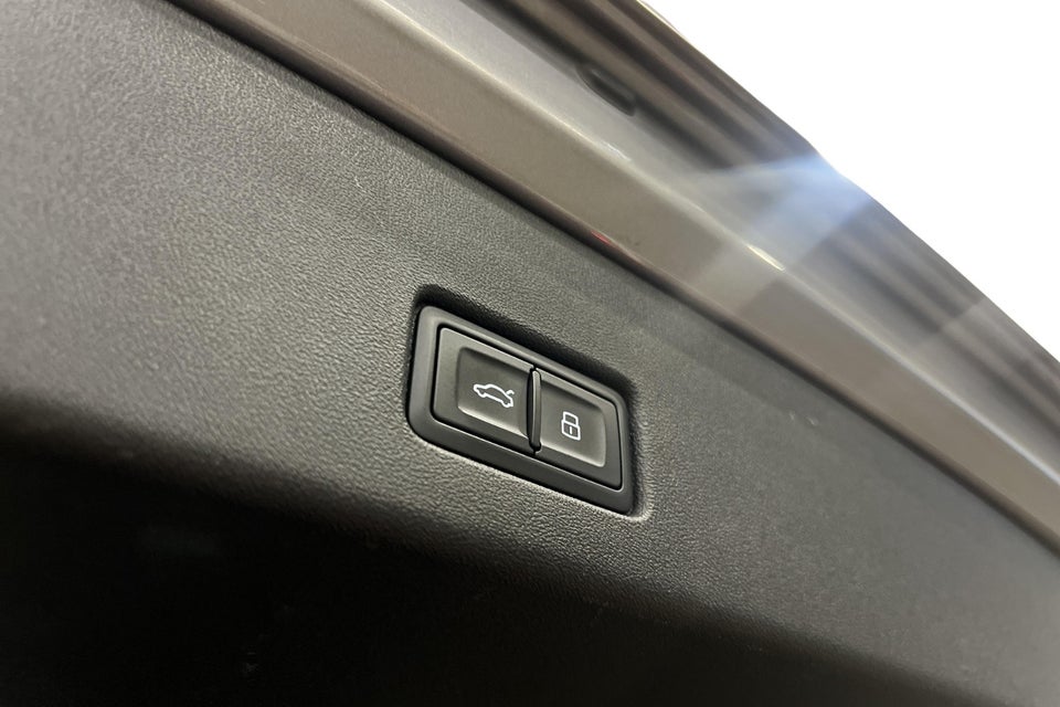 Audi Q4 e-tron 40 Attitude 5d