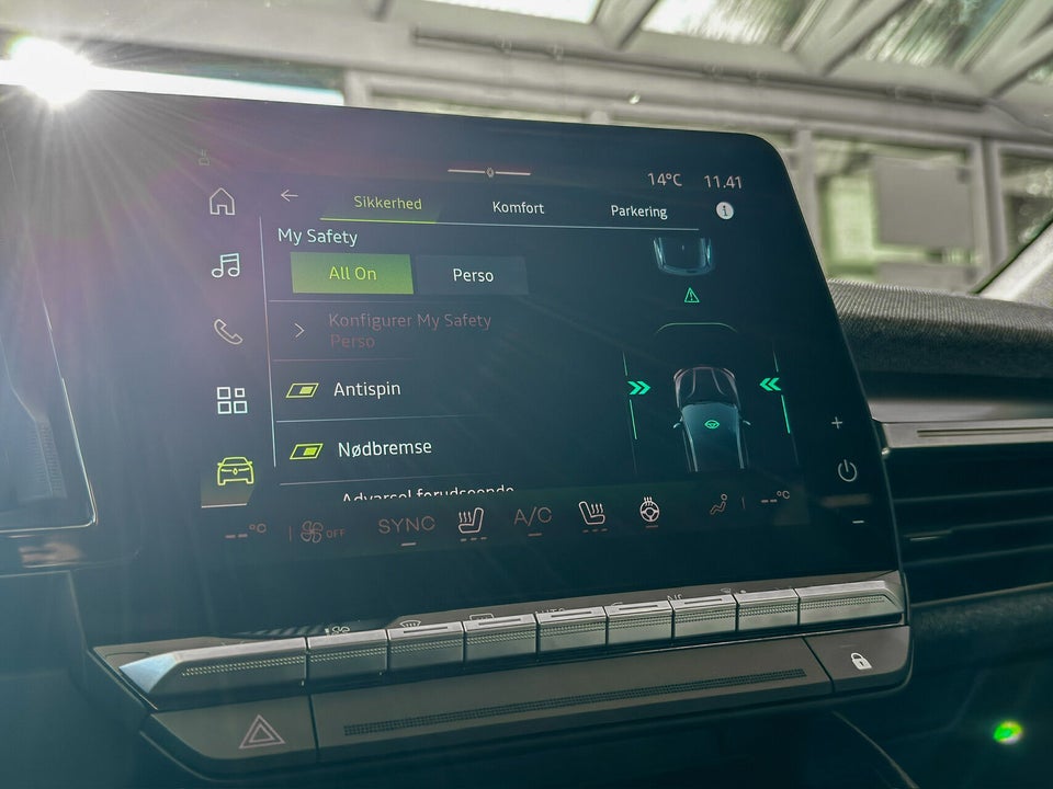 Renault Megane E-Tech 60 Techno 5d